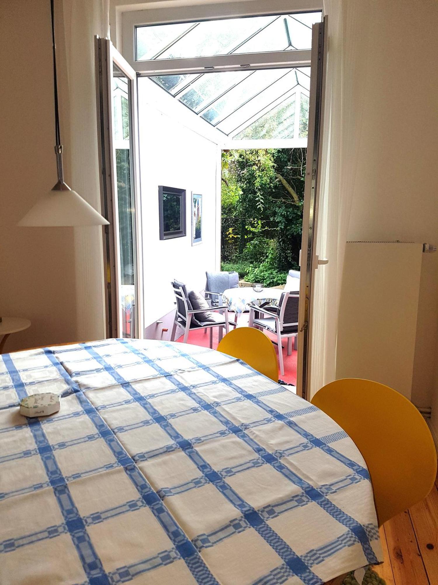 Apartment Helle Dhh Mit Wintergarten *